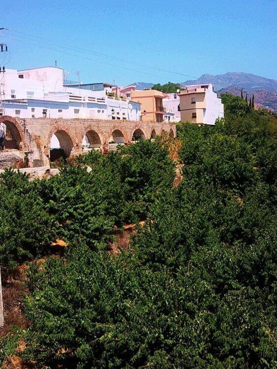 Апартаменты Fabulosa Casa En El Corazon De San Sebastian Альмуньекар Экстерьер фото