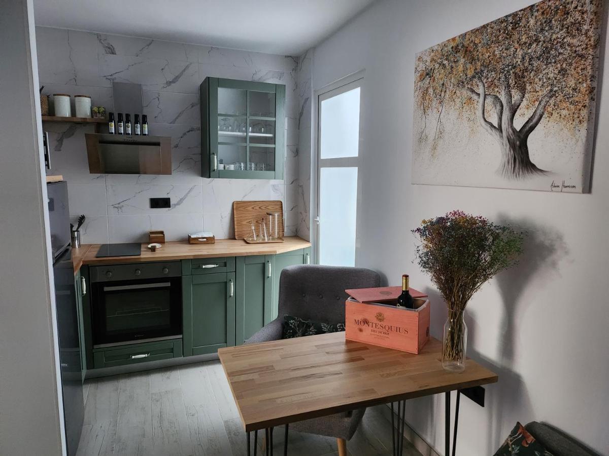 Апартаменты Fabulosa Casa En El Corazon De San Sebastian Альмуньекар Экстерьер фото